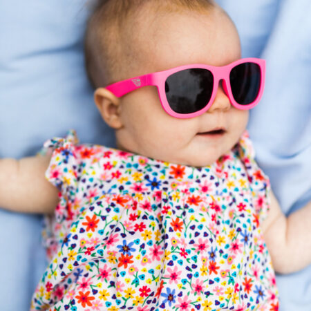 Солнечные очки Babiators Navigator Think Pink, 0-2